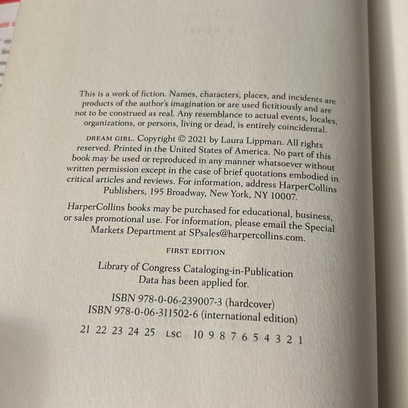 Book Dream Girl by Laura Lippman Hardback Novel - Picture 6 of 7